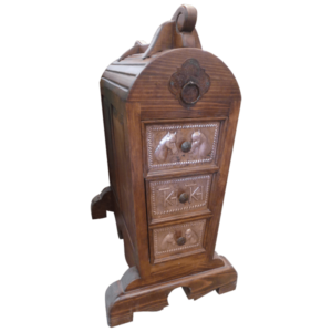 Saddle stand chaparral