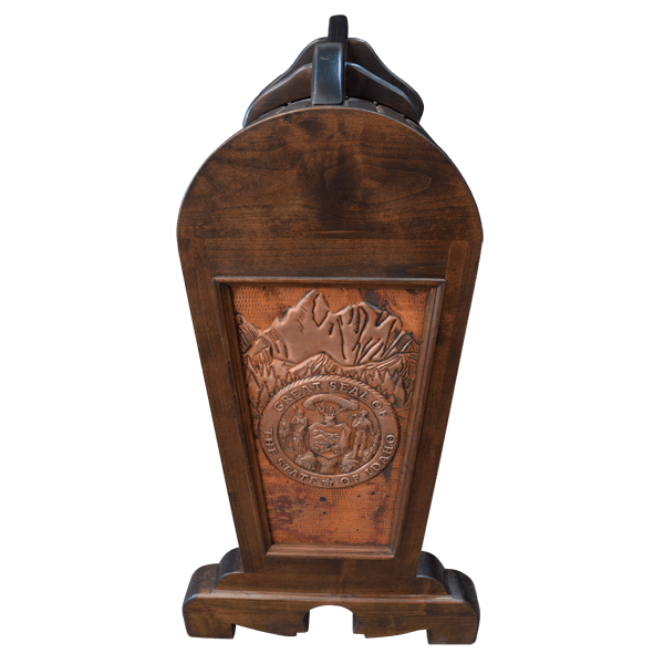 Saddle stand chaparral